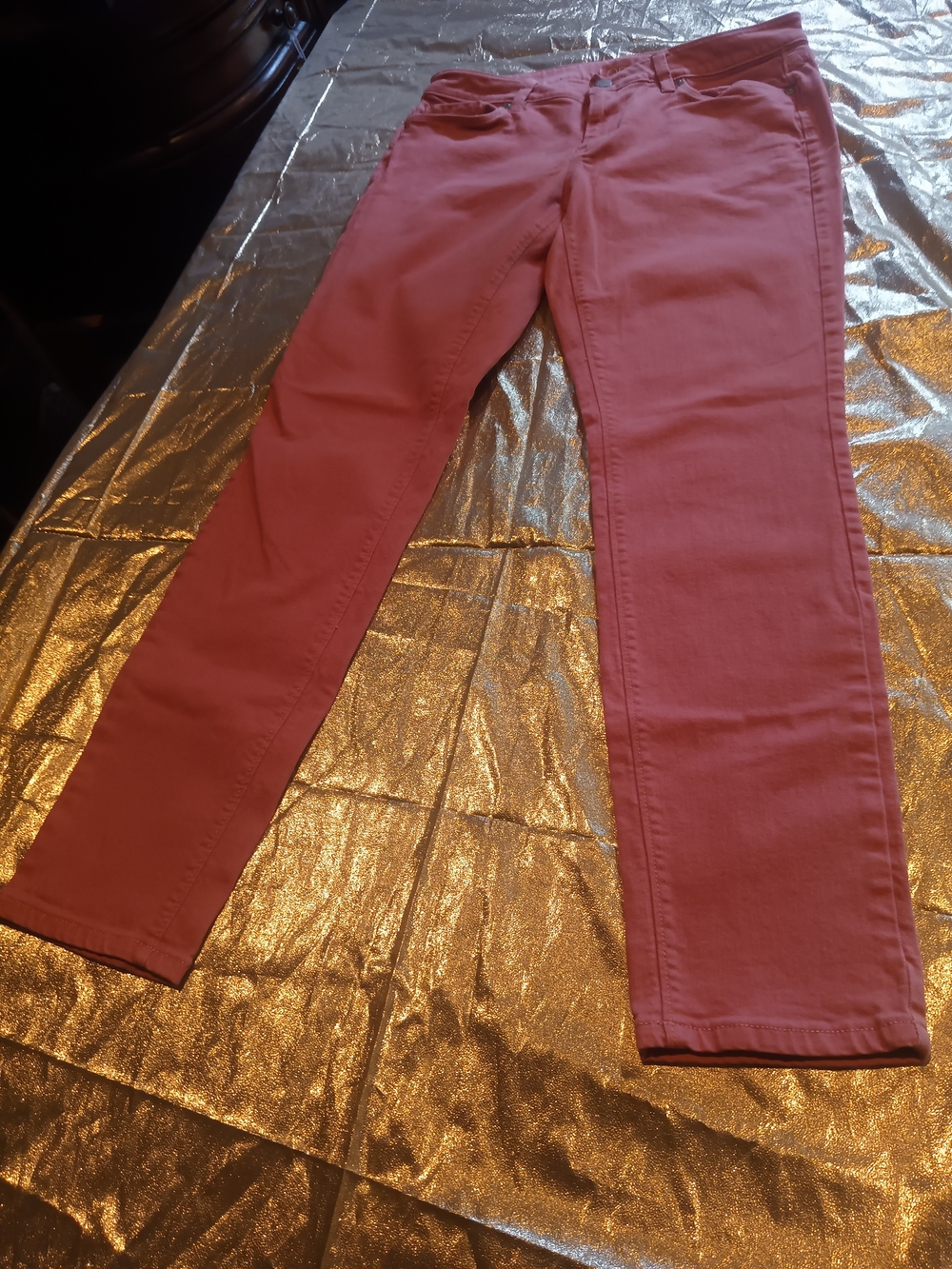 Ann Taylor LOFT Curvy Skinny Jeans in Dusty Rose